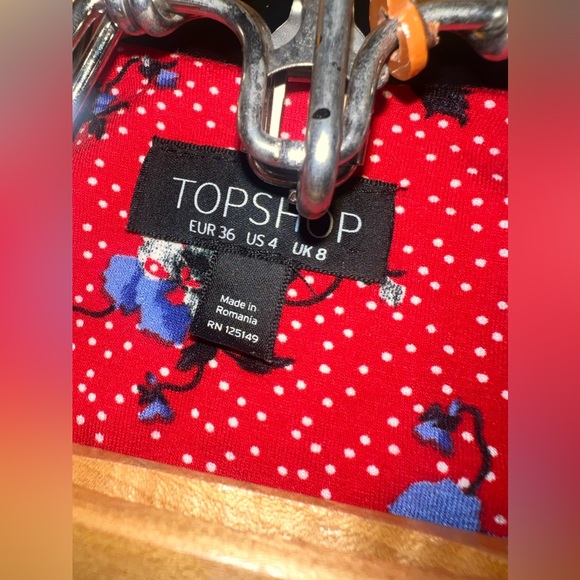 Topshop Red Polka Dot &  Floral VNeck Dress Size 4 EUC - Picture 5 of 7